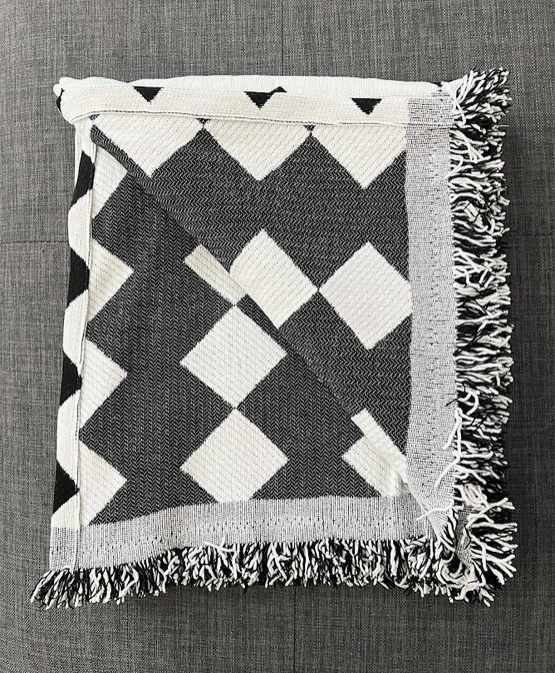 Black & White Reversible Diamond Throw Blanket